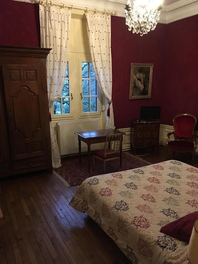 Manoir De La Graviere Bed & Breakfast Mouzon  Ngoại thất bức ảnh