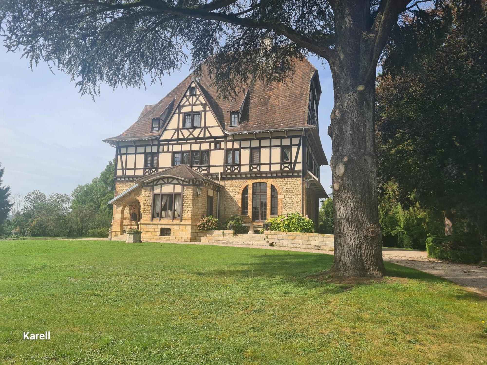 Manoir De La Graviere Bed & Breakfast Mouzon  Ngoại thất bức ảnh