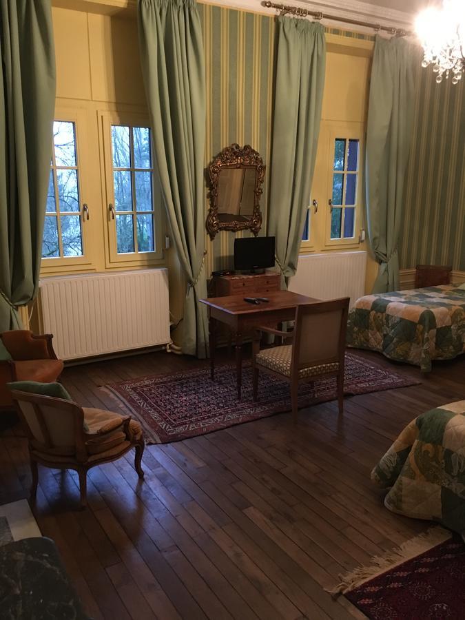 Manoir De La Graviere Bed & Breakfast Mouzon  Ngoại thất bức ảnh