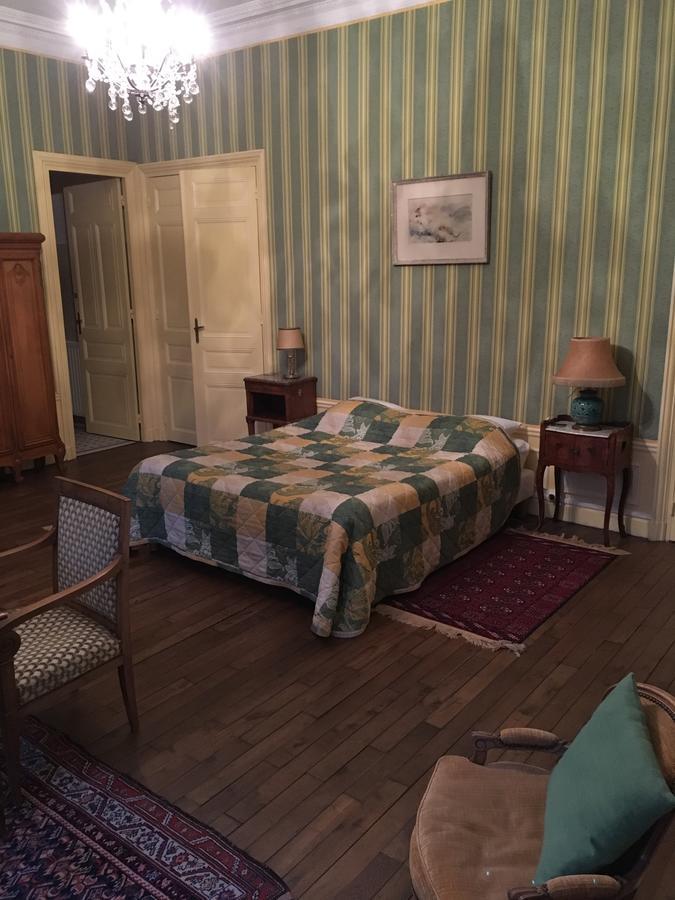 Manoir De La Graviere Bed & Breakfast Mouzon  Ngoại thất bức ảnh
