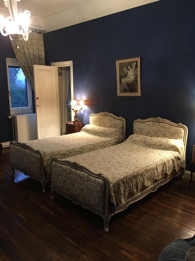 Manoir De La Graviere Bed & Breakfast Mouzon  Ngoại thất bức ảnh